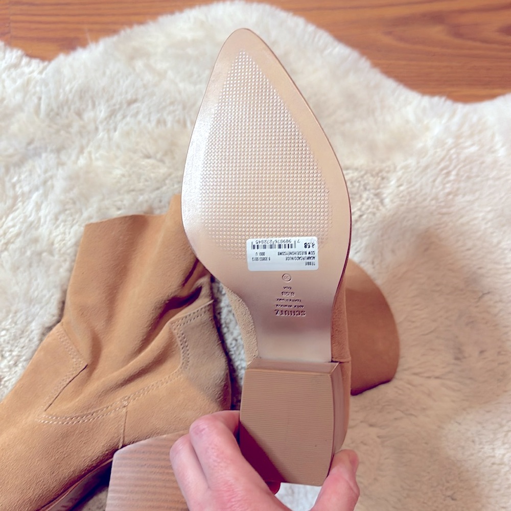 Schutz Woman Tessie Pointed Toe Bootie NWOT - Picture 7 of 9